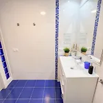 Elegant 1bdr Bright Flat With Pool * טורמולינוס