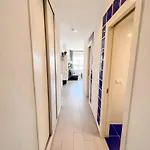 Elegant 1bdr Bright Flat With Pool טורמולינוס