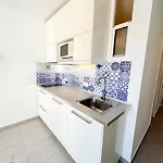 Elegant 1bdr Bright Flat With Pool * טורמולינוס