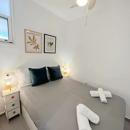 דירה Elegant 1bdr Bright Flat With Pool