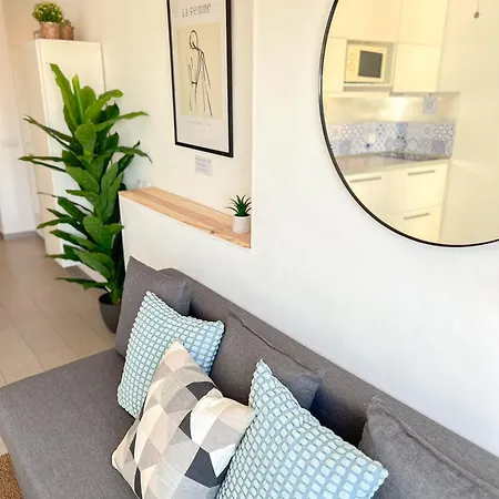 Elegant 1bdr Bright Flat With Pool Apartment